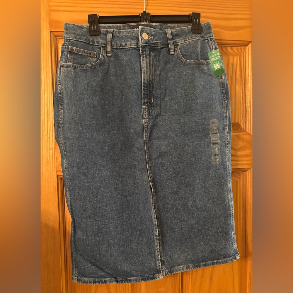 Gap Jean Skirt Sz 12/31 New with tags!